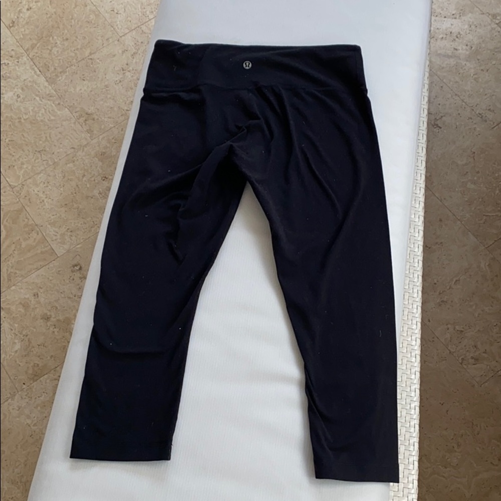 Lululemon wife leg cropped leggings size 12